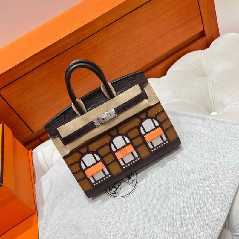 Hermes Faubourg Birkin Crocodile Leather Handbag - Image 3