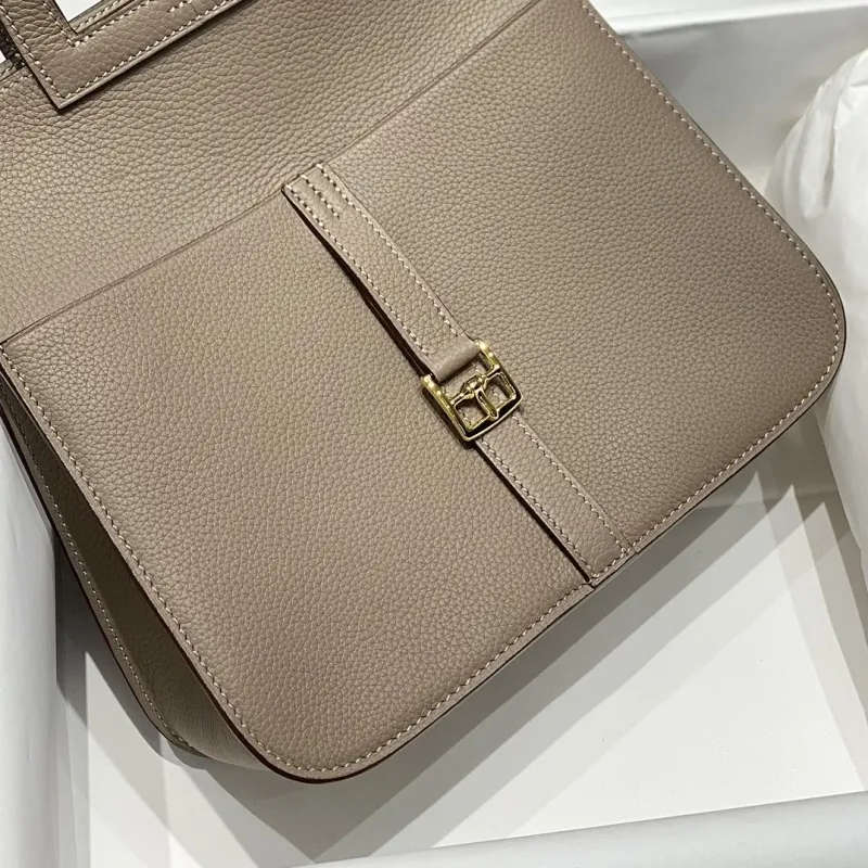 Hermes Halzan Gray Leather Crossbody Bag - Image 4