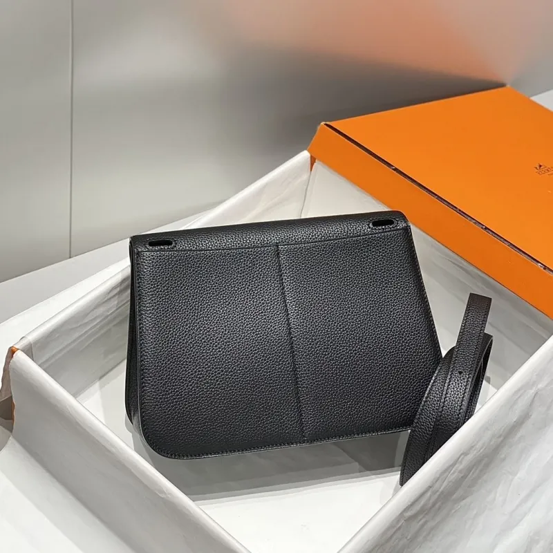 Hermes Black Halzan Shoulder Bag - Image 3