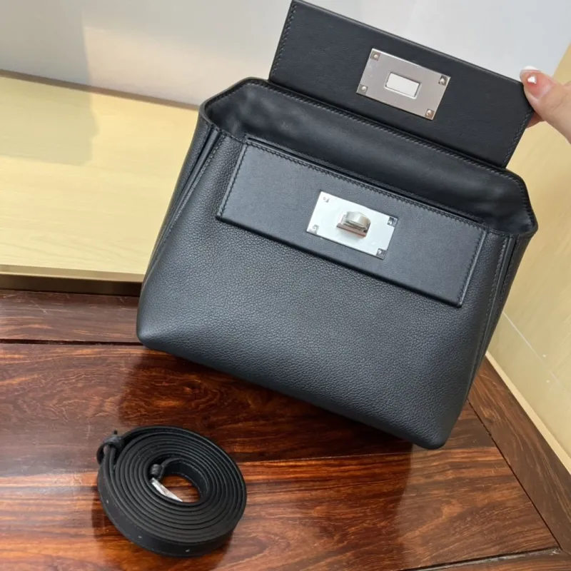 Hermes Black Kelly 2424 Mini Leather Handbag - Image 7