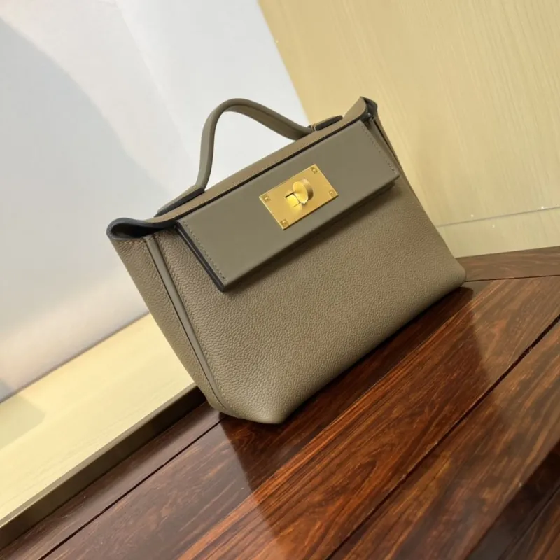 Hermes Kelly 2424 Mini Taupe Leather Handbag - Image 3