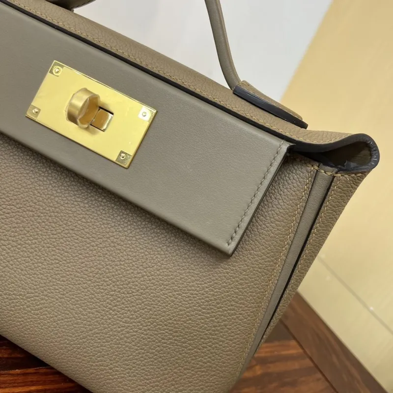 Hermes Kelly 2424 Mini Taupe Leather Handbag - Image 5
