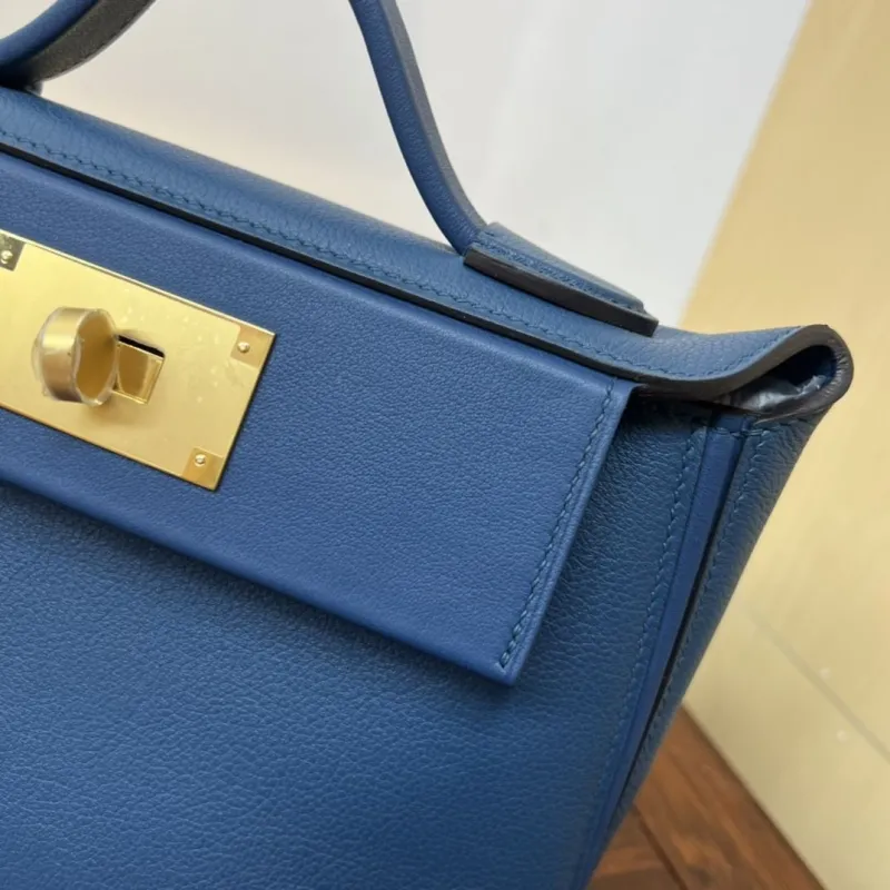 Hermes Kelly 2424 Mini Blue Leather Handbag - Image 5