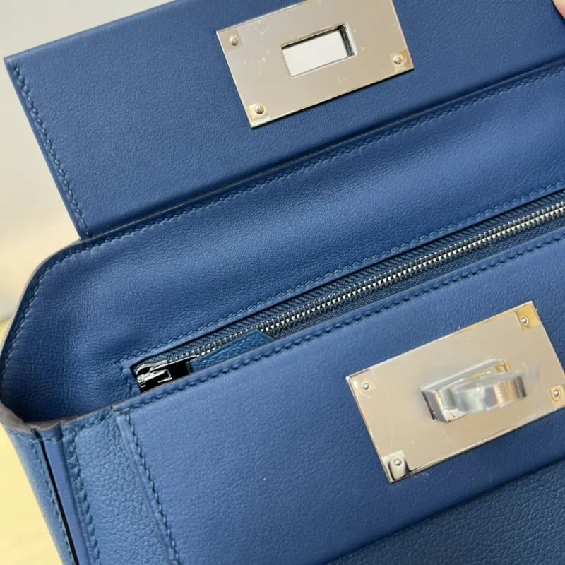 Hermes Kelly 2424 Mini Blue Leather Handbag - Image 8
