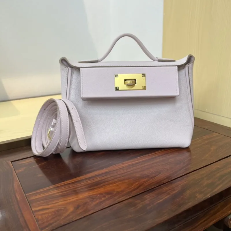 Hermes Kelly 2424 Mini Lavender Leather Handbag - Image 8