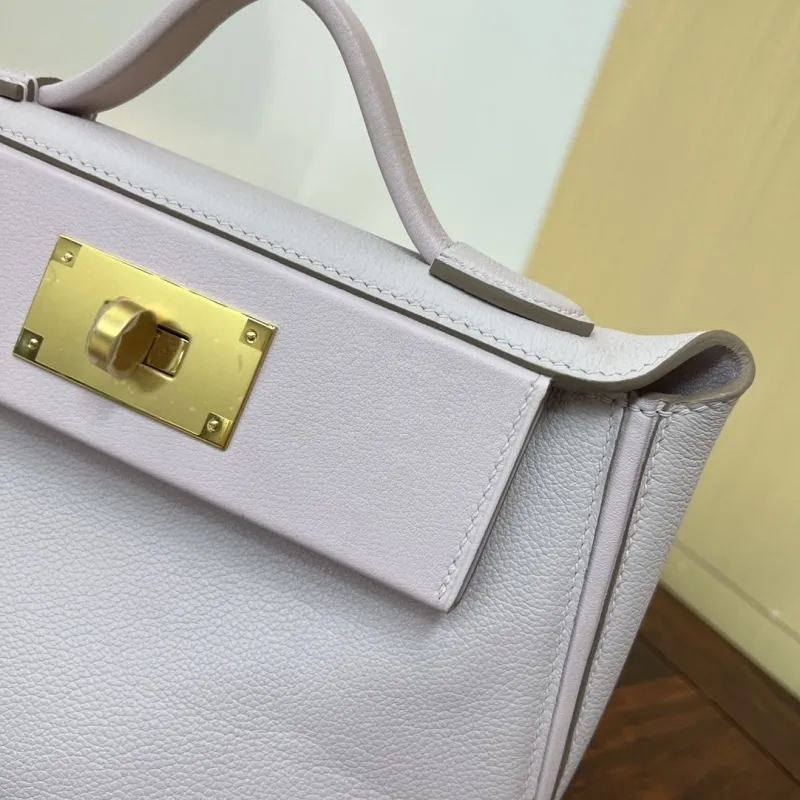 Hermes Kelly 2424 Mini Lavender Leather Handbag - Image 9