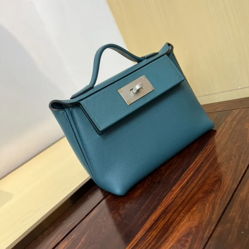 Hermes Kelly 2424 Mini 20 Teal Leather Handbag - Image 3