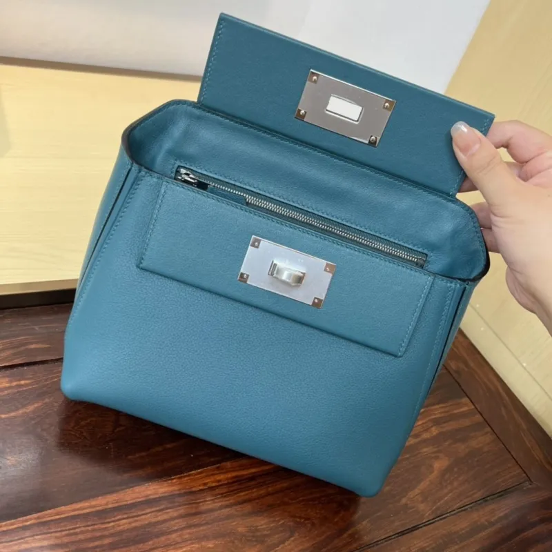 Hermes Kelly 2424 Mini 20 Teal Leather Handbag - Image 7