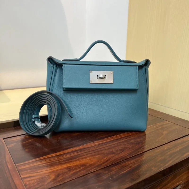 Hermes Kelly 2424 Mini 20 Teal Leather Handbag - Image 9