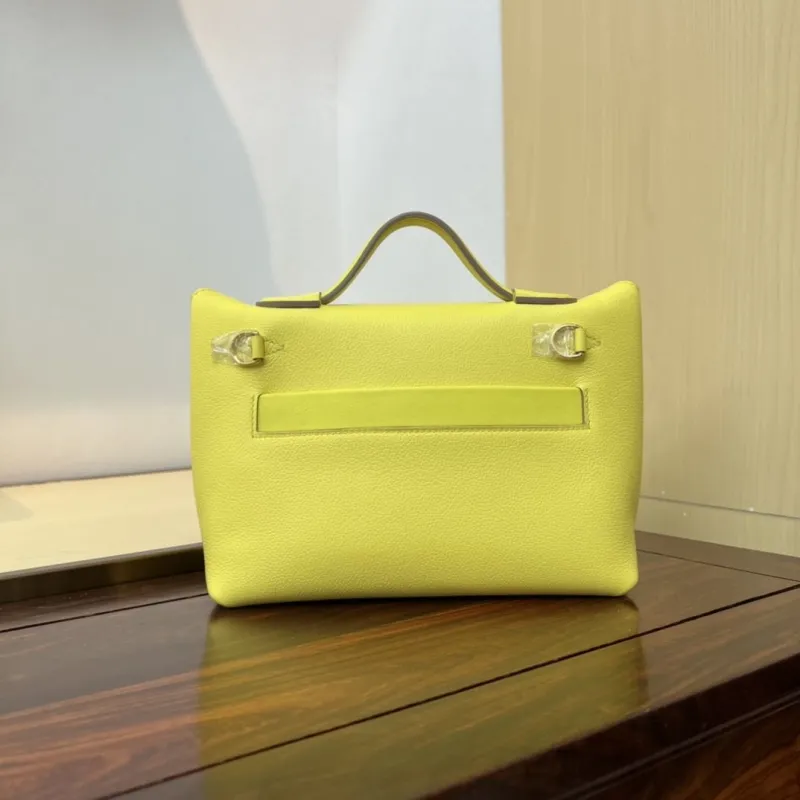 Alternative view of Hermes Kelly 2424 mini Bags-29