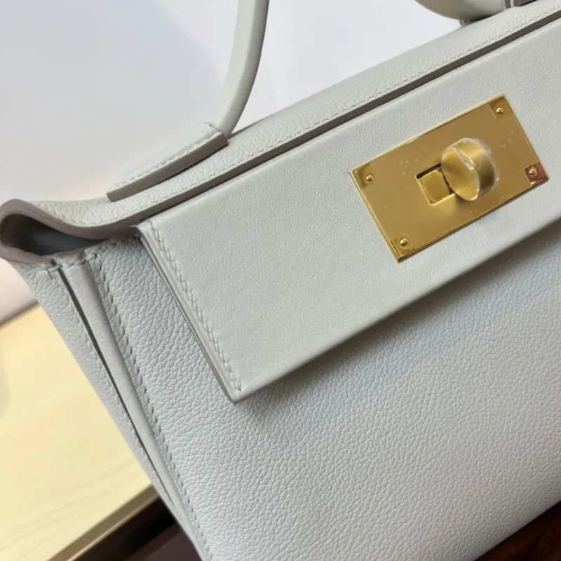 Hermes Kelly 2424 Mini Light Gray Leather Handbag - Image 4