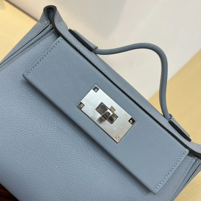 Hermes Kelly 2424 Mini Light Blue Leather Handbag - Image 4