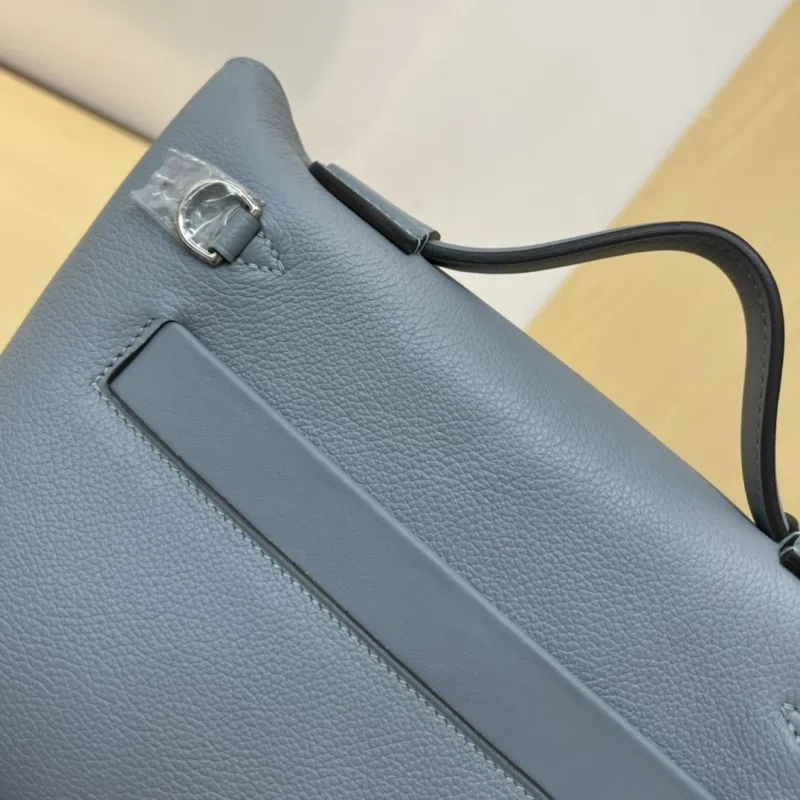 Hermes Kelly 2424 Mini Light Blue Leather Handbag - Image 5