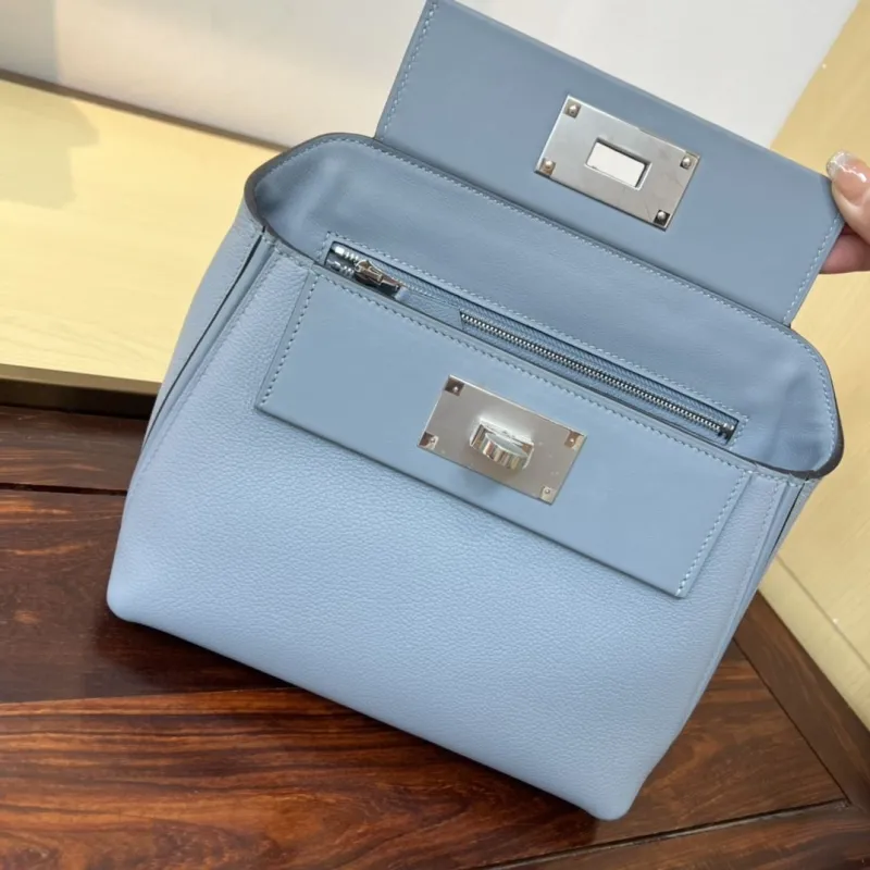 Hermes Kelly 2424 Mini Light Blue Leather Handbag - Image 7