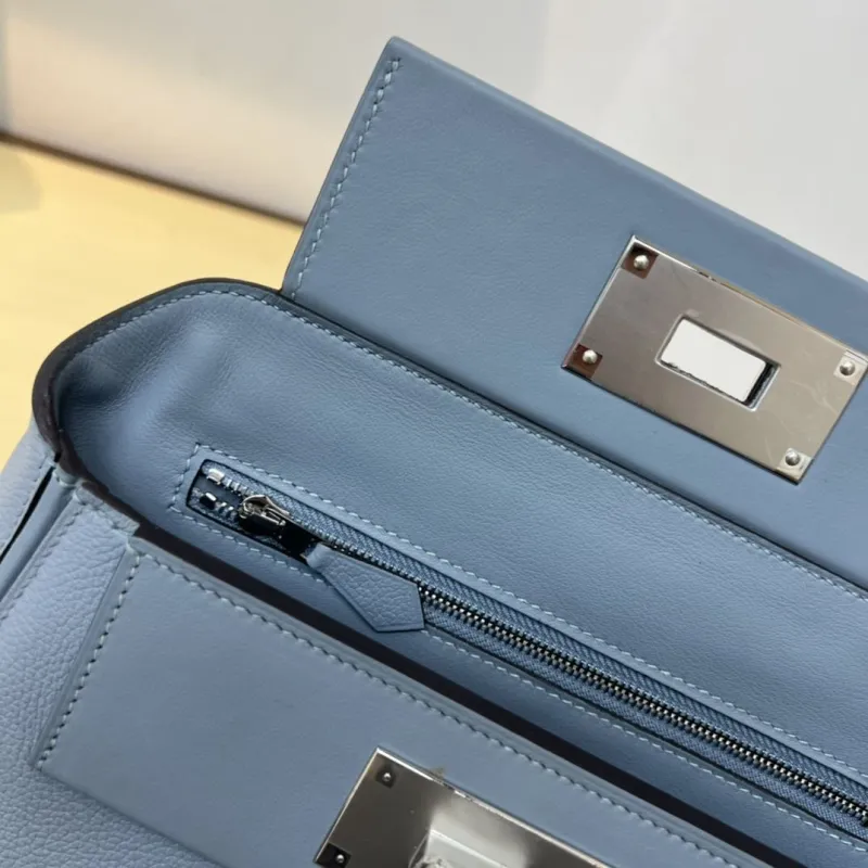 Hermes Kelly 2424 Mini Light Blue Leather Handbag - Image 8