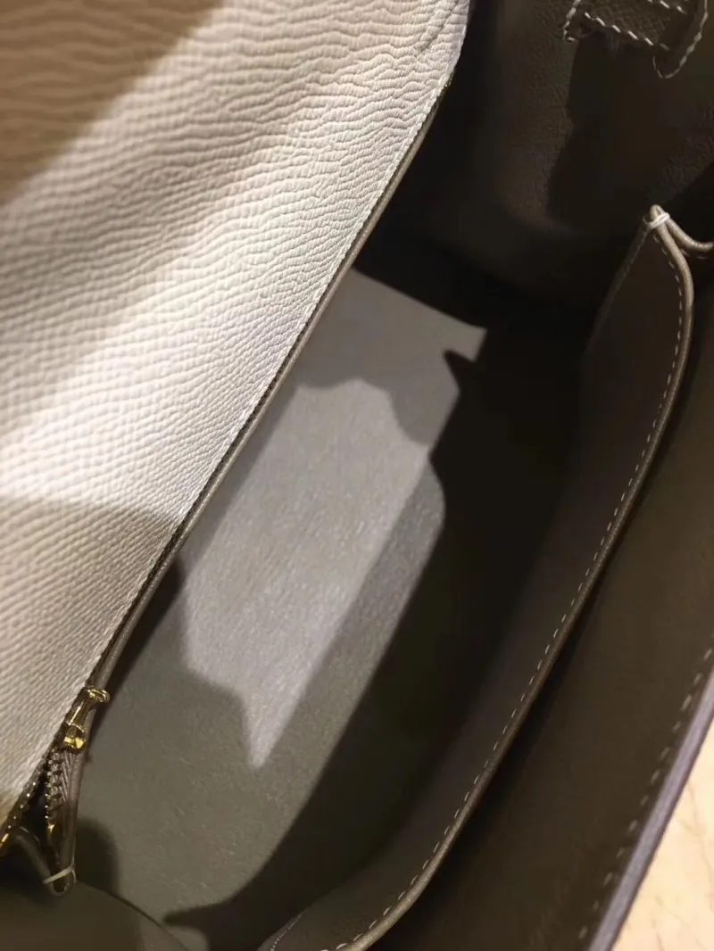 Hermes White Gray Leather Kelly Handbag - Image 6