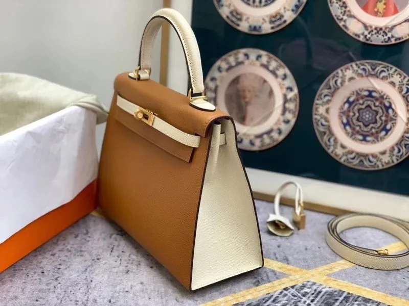 Hermes Kelly 18 Brown White Leather Handbag - Image 5