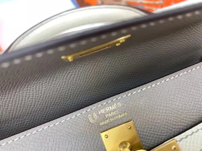 Hermes Gray White Kelly 20 Leather Handbag - Image 7