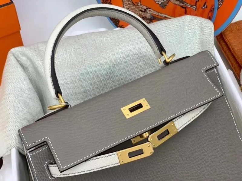 Hermes Gray White Kelly 20 Leather Handbag - Image 8