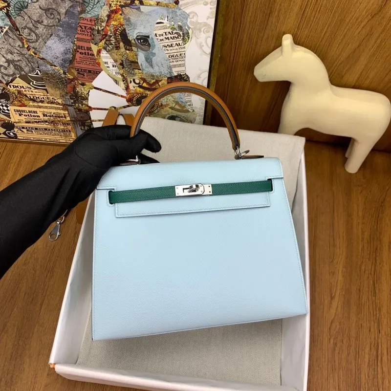Hermes Kelly 24 Light Blue Leather Handbag - Image 4
