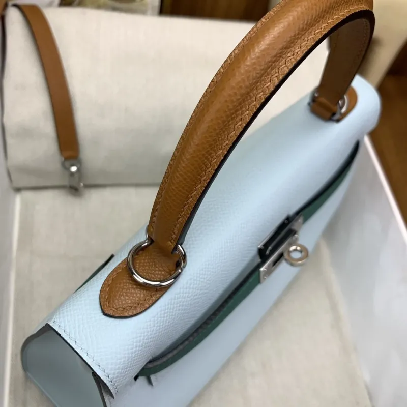 Hermes Kelly 24 Light Blue Leather Handbag - Image 7