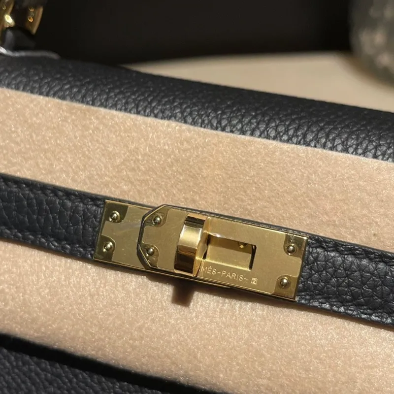Alternative view of Hermes Kelly Bags-53