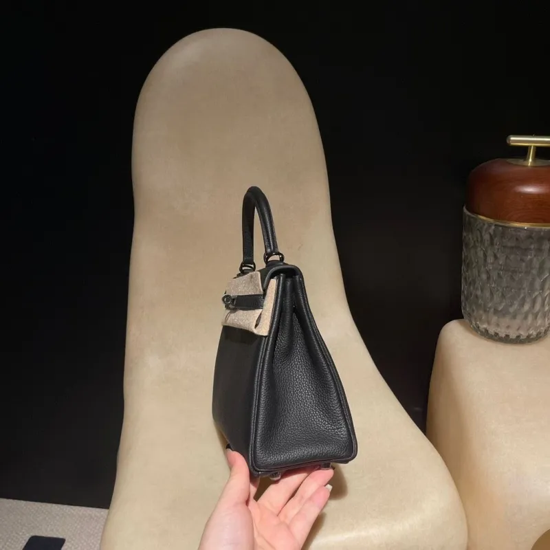 Hermes Black Leather Kelly Handbag 54 - Image 5