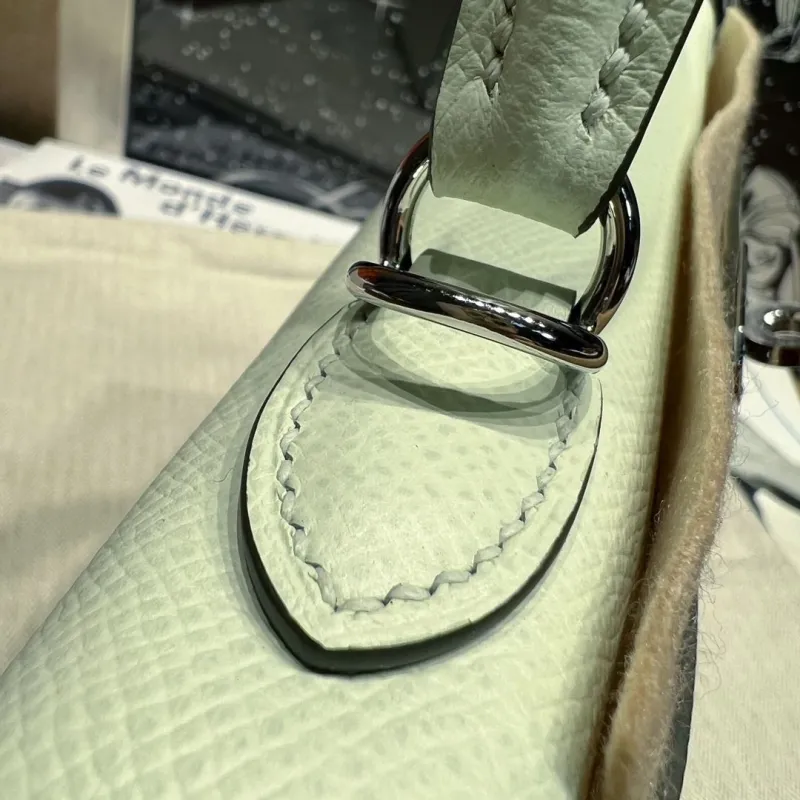 Hermes Light Green Kelly Handbag 61 - Image 6