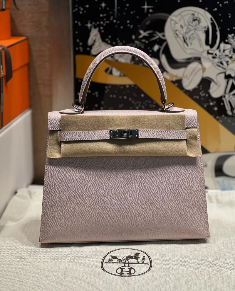 Hermes Light Pink Kelly Handbag 63