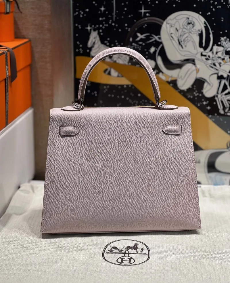 Alternative view of Hermes Light Pink Kelly Handbag 63