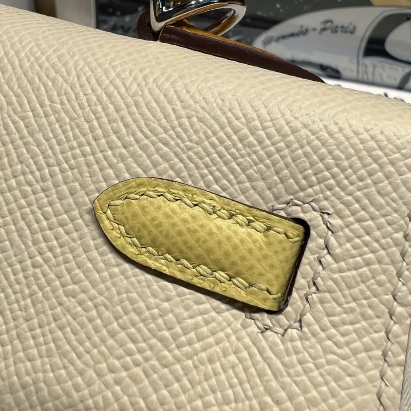 Hermes Cream Tan Kelly Leather Handbag - Image 7