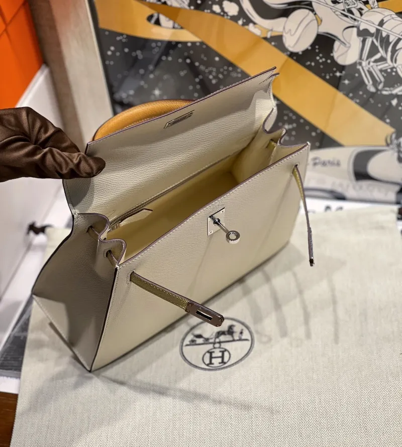 Hermes Cream Tan Kelly Leather Handbag - Image 9