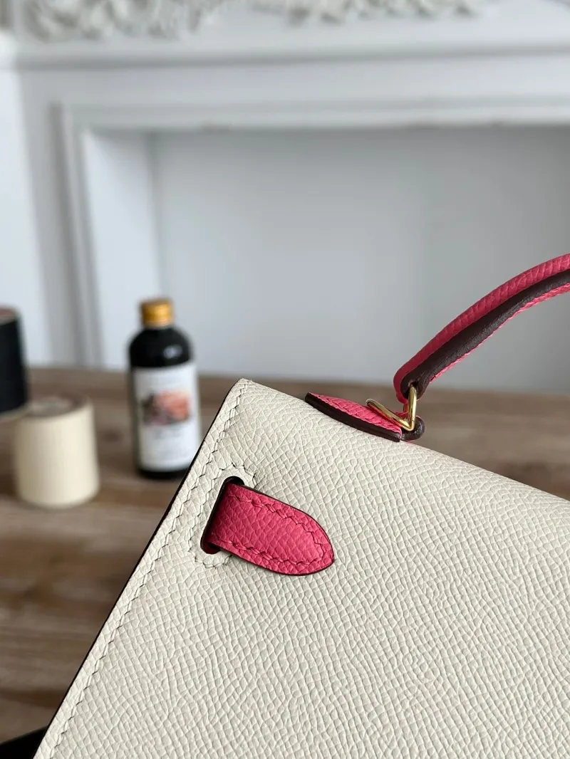 Hermes Mini Kelly Cream Pink Leather Handbag - Image 5