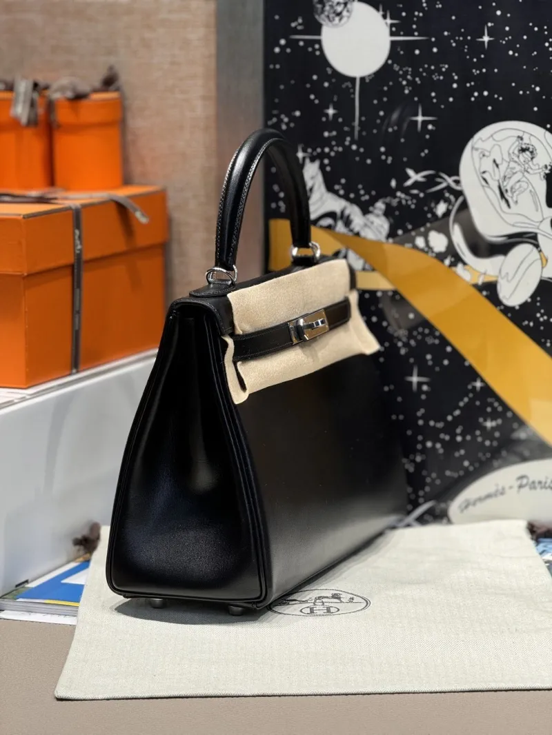 Hermes Black Kelly Handbag 138 - Image 3
