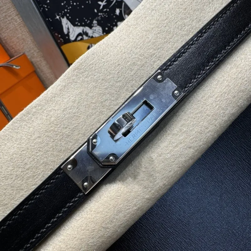Hermes Black Kelly Handbag 138 - Image 5