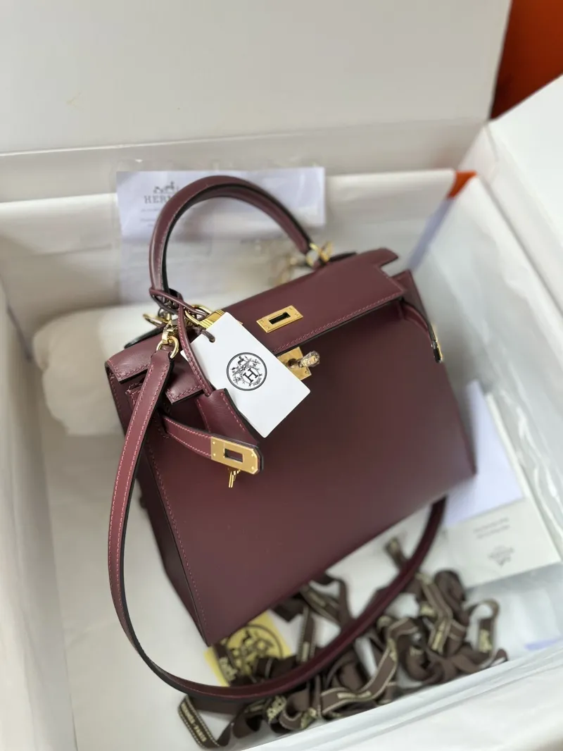 Hermes Burgundy Kelly Bag 139 - Image 4