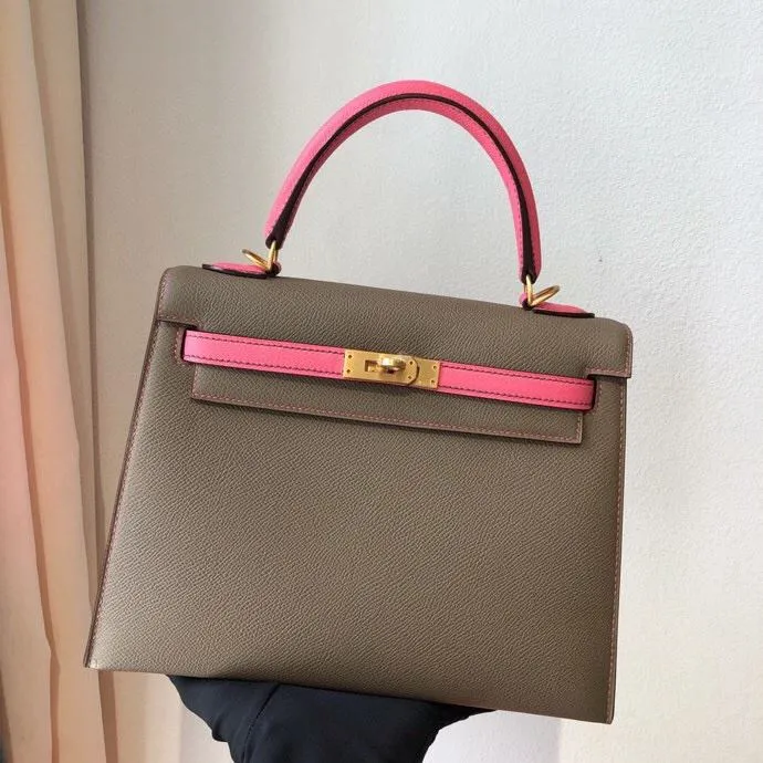 Hermes Kelly Luxury Leather Handbag - Image 8