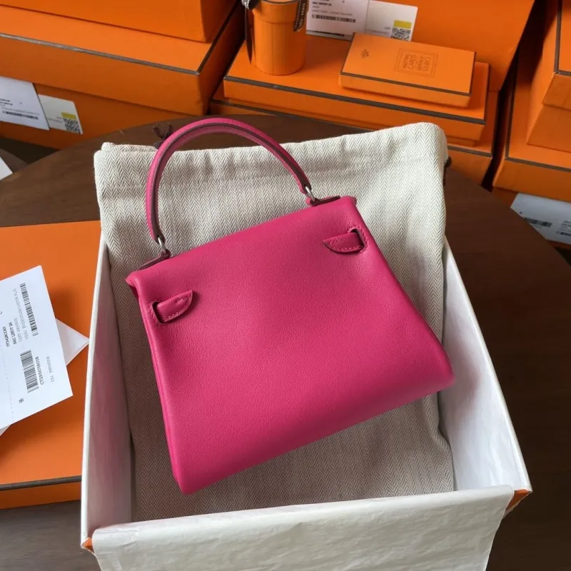 Hermes Pink Kelly Doll Leather Handbag - Image 6