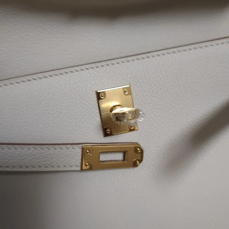 Hermes Off-White Kelly Leather Handbag 183 - Image 7