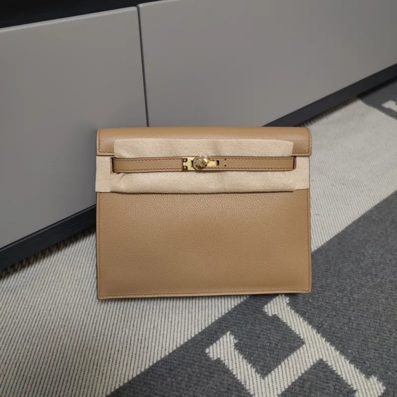 Hermes Tan Leather Kelly Bag 186