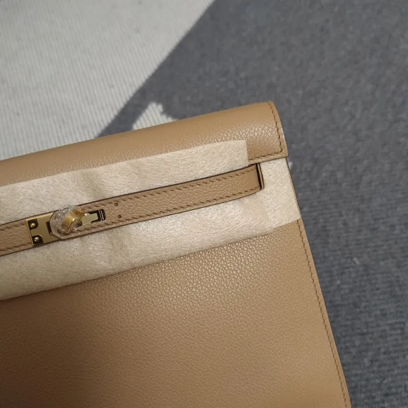 Hermes Tan Leather Kelly Bag 186 - Image 5