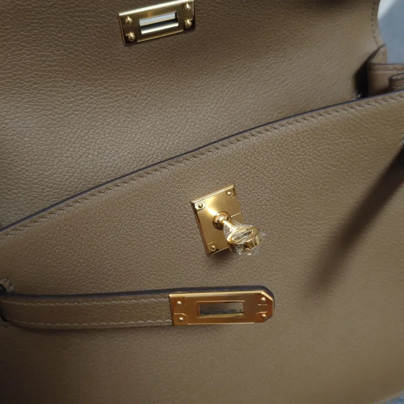 Hermes Taupe Leather Kelly Bag 191 - Image 8