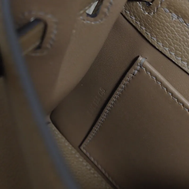 Hermes Taupe Leather Kelly Bag 191 - Image 9