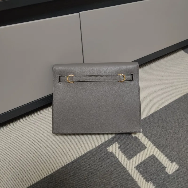 Alternative view of Hermes Gray Leather Kelly Bag 192