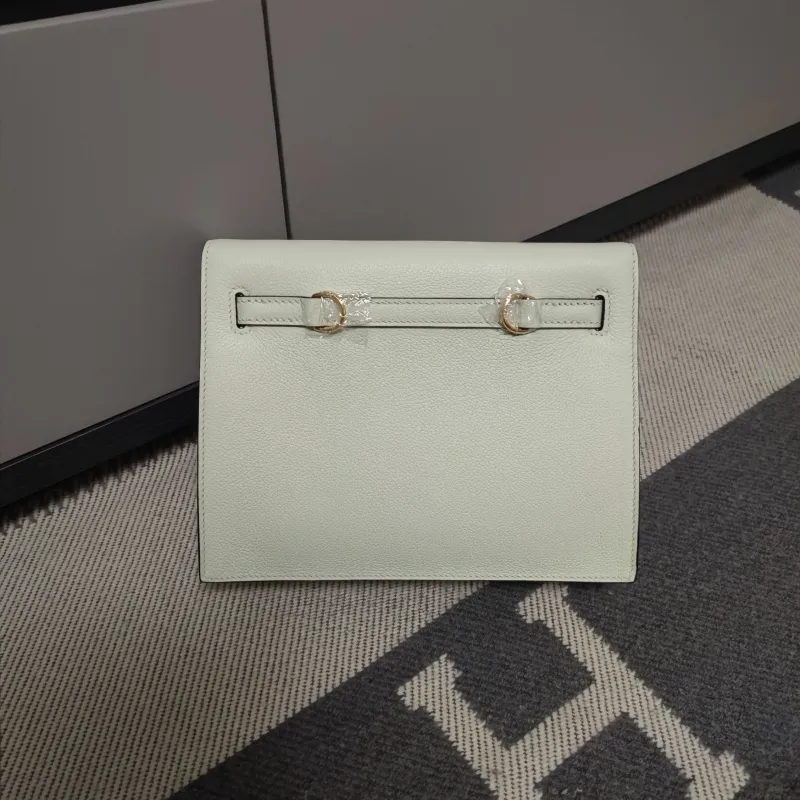 Alternative view of Hermes Kelly Bag Mint Green 193