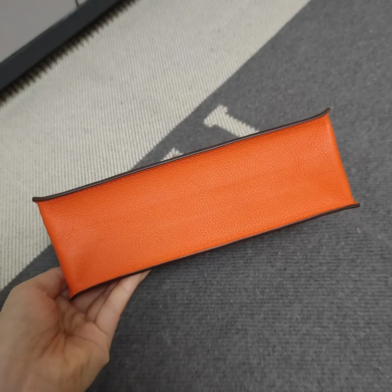 Hermes Orange Kelly Leather Bag 197 - Image 4