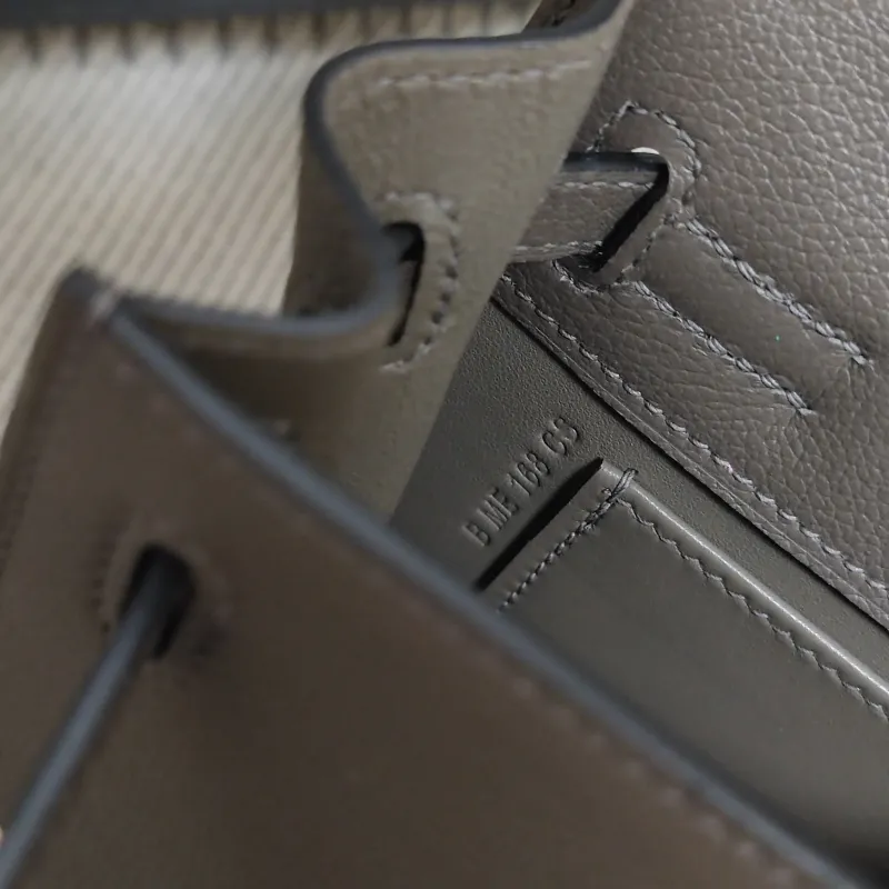Hermes Gray Leather Kelly Bag - Image 9