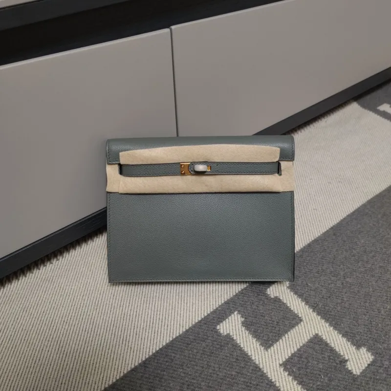 Hermes Gray Kelly Leather Handbag