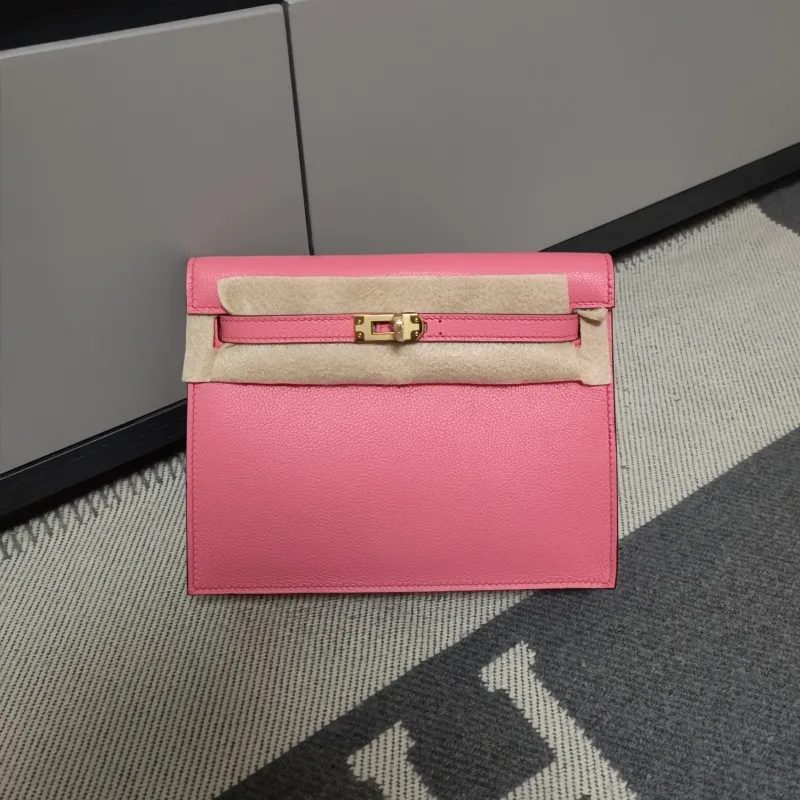Hermes Pink Kelly Bag 205