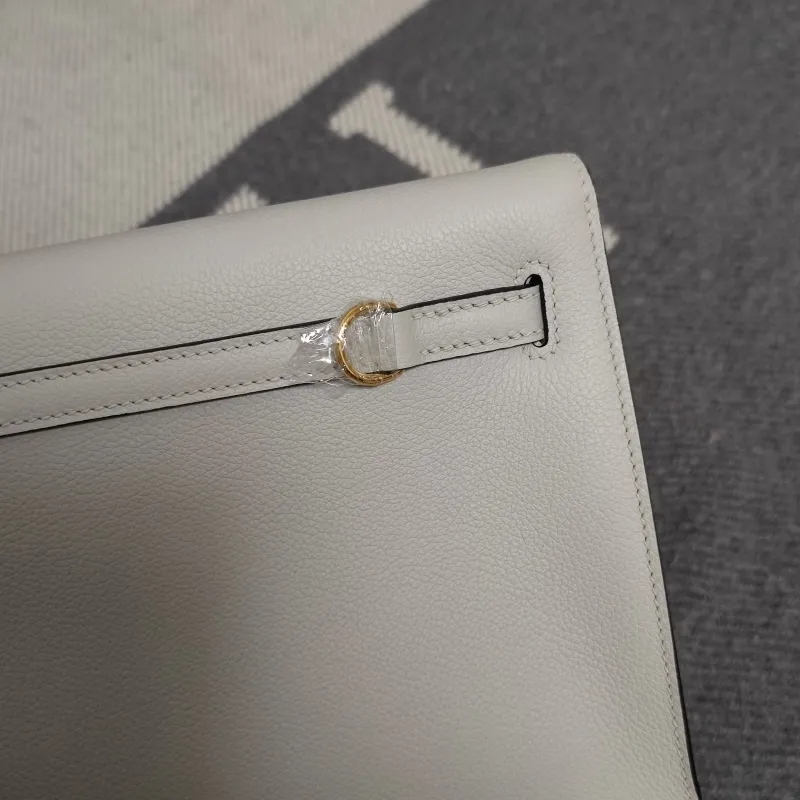 Hermes Kelly 206 Light Gray Leather Handbag - Image 6